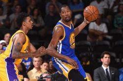 开云体育app-猛龙轻取勇士，杜兰特惊艳四座的简单介绍