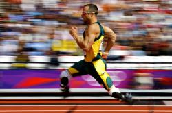 开云APP-福克斯惊艳四座！勇士主场险胜开拓者，新星闪耀改写对决剧本