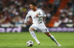 开云体育平台APP-绝境中的银箭，塞恩斯扛起全队，梅赛德斯终场绝杀迈凯伦