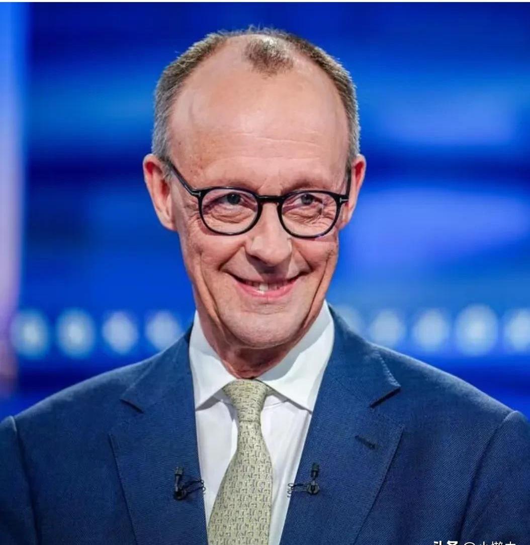 德国队公布国家队新任主教练,球迷热议接任人选的简单介绍 德国队公布国家队新任主教练,球迷热议接任人选的简单介绍