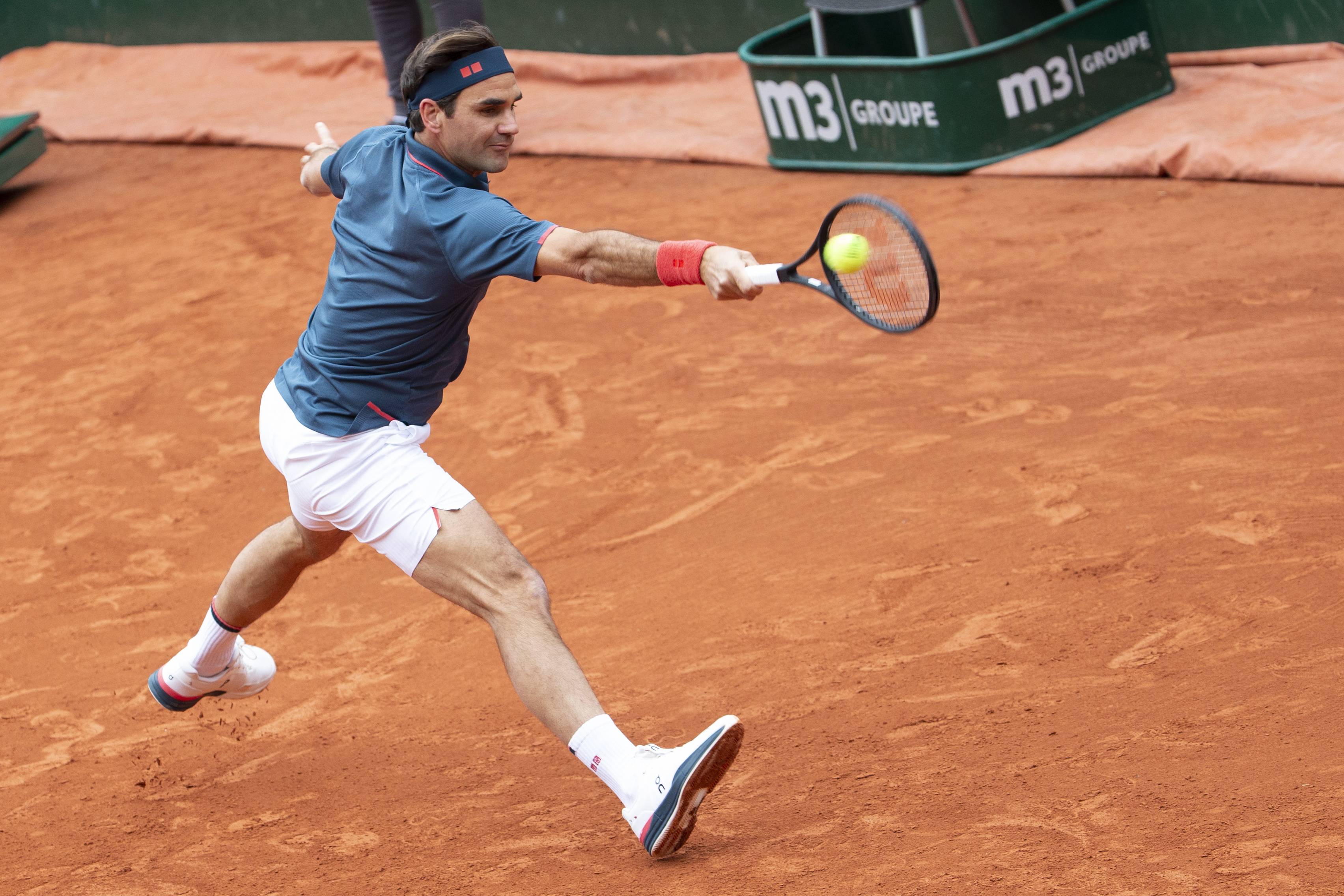 包含意大利网球队完胜欧洲网球队，费德勒打破历史纪录的词条