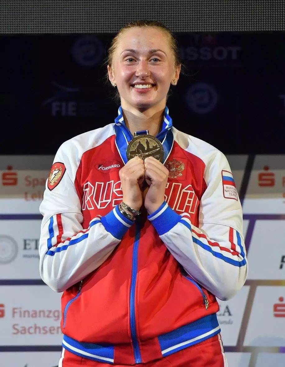 关于捷克击剑选手技高一筹，赢得胜利的信息