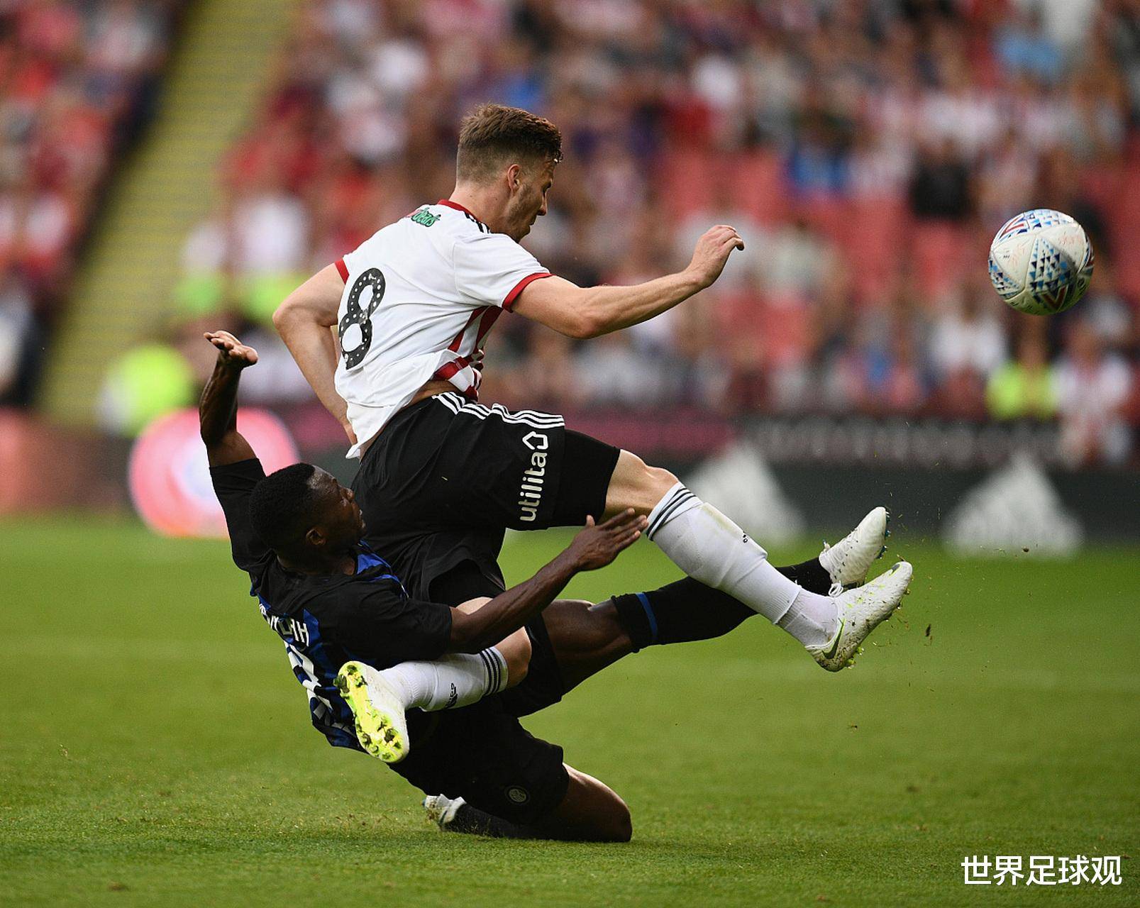 莱斯特城主场击败谢菲联，稳固前四位置