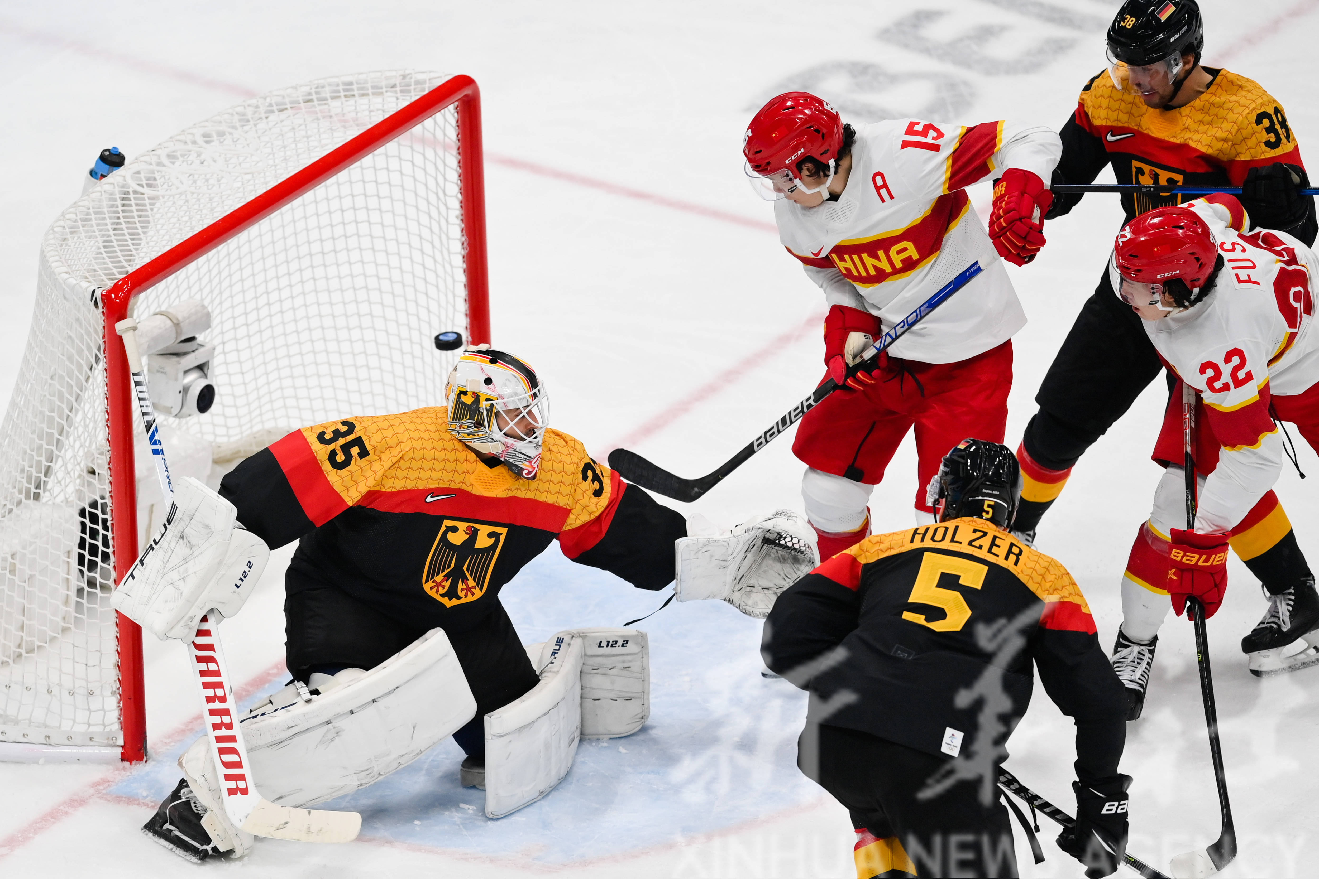 关于德国队险胜韩国队,奥恰洛夫状态火热的信息 关于德国队险胜韩国队,奥恰洛夫状态火热的信息