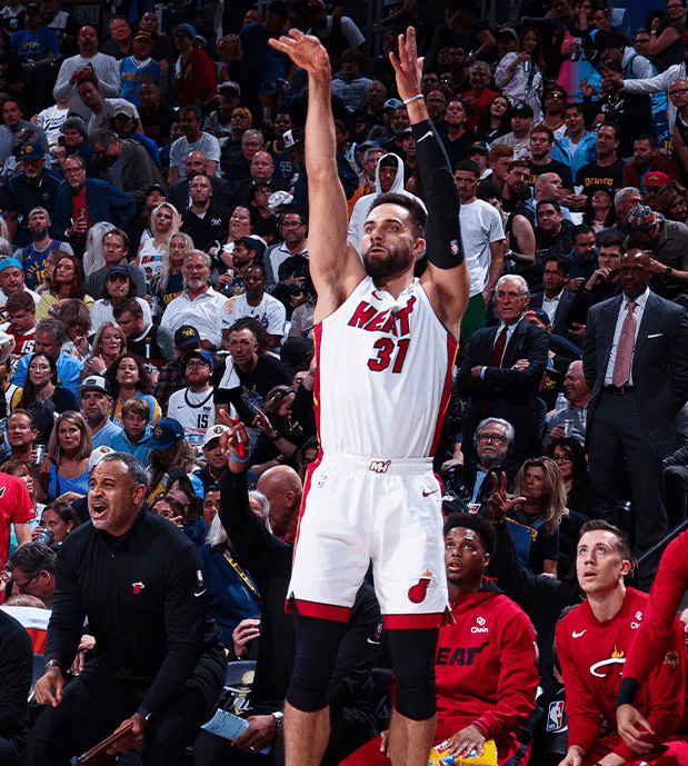 四川队逆转热火，克莱惊艳四座的简单介绍