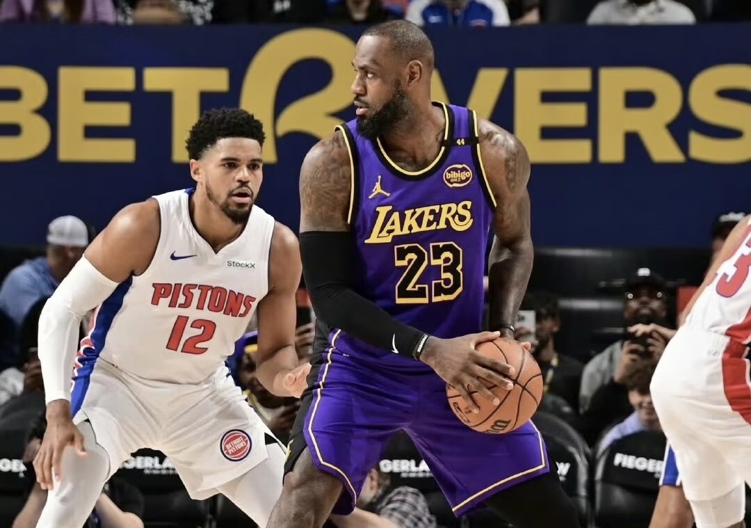 76人力克湖人，浓眉哥刷新纪录