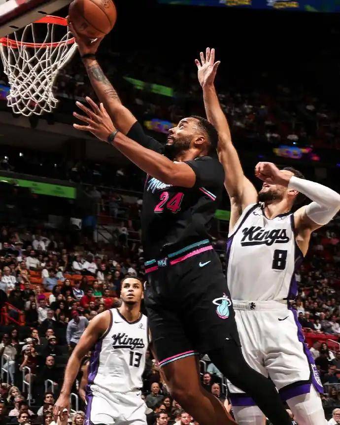 热火B队翻盘希腊男篮，拉文关键制胜的简单介绍