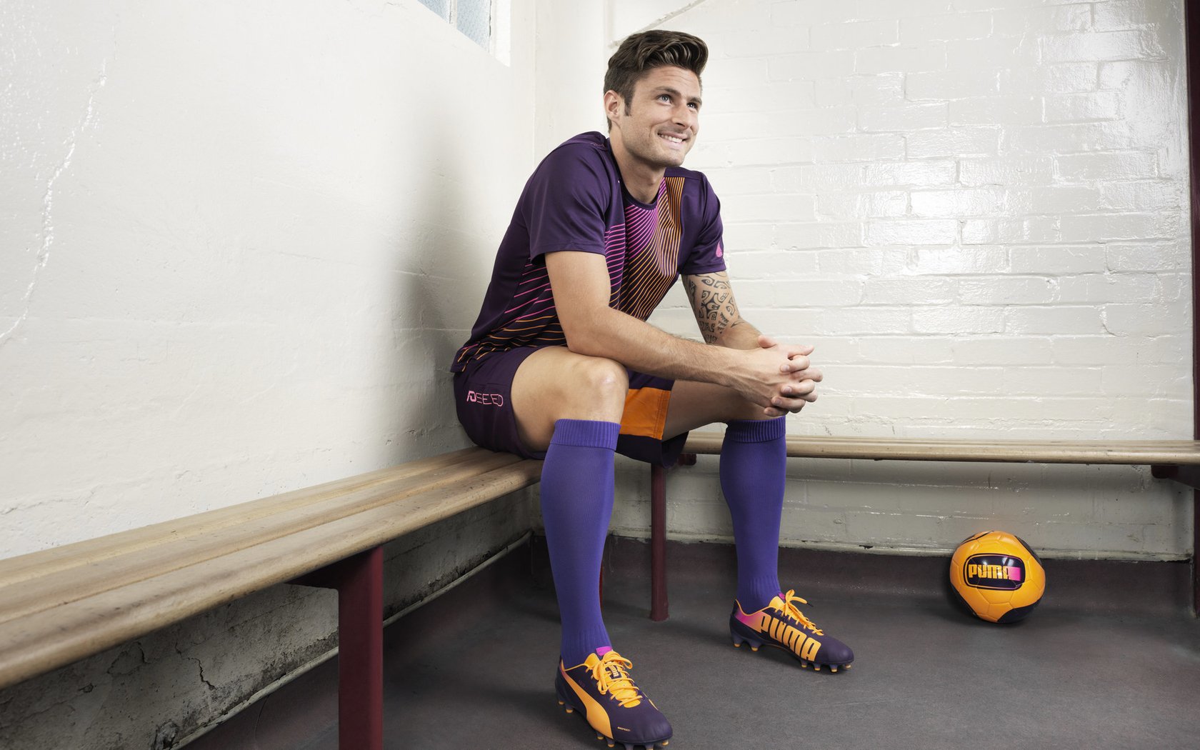 马刺粉碎开拓者,切特成为关键先生,新一代内线霸主崛起